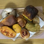 天然こうぼぱん とことこ - 大中小、様々なサイズの新顔パン達*\(^o^)/*