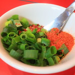 ラーメン二郎 - 待ってる間にカスタマイズ♪