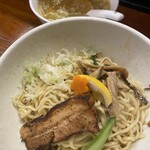 Menshokudou Isshintei - 野菜スープと醤油ばんめん