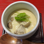 Wanaka Mura - 雅コース７０００円。茶碗蒸し。平茸、椎茸、もも肉などシンプルな具材です。