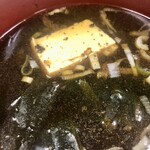 Takinogawa - 謎の汁物　赤ダシかと思ったら、そもそも味噌汁ではなかった　ブラックサワースープ