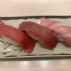 廻転寿司　まぐろ問屋 めぐみ水産 - マグロ三点盛り