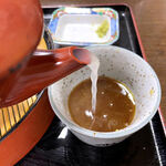 あさひ庵 - ここのそば湯は蕎麦粉を溶いたドロッとしたタイプですね。
