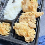 福まん家  - から揚げ弁当
特製タレ付き