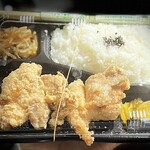 福まん家  - から揚げ弁当
特製タレ付き