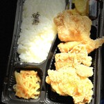 福まん家  - から揚げ弁当
特製タレ付き