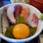 駒沢 そば蔵 - ハーフ海鮮丼