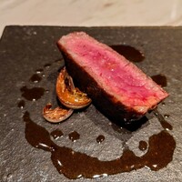ISSEI YUASA - いけだ牛肩ロース炭火焼き