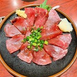 鳥小屋 - 馬刺し