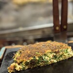 Moegi - ふかふかの、やさしいお出汁生地にネギのいい香り