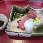 Kamakuramae Uogen - お刺身。鮮度よく美味しかったです。