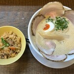 ラーメン家 みつ葉 - 