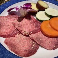 炭火和牛焼肉もうもう亭 広小路店 - 特上塩タン