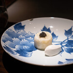 Omotesandou Resutoran Ixen - ジャガイモの熟成、ペクソルギ、燻製アンチョビクリーム