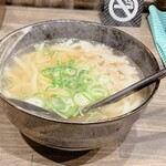 Kasu Udon Ichie - かすうどん 税込880円（R5.3時点）