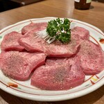 秋葉原 炭火焼肉 たん清 - 