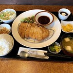 Dainingu Koneko - ◆ 阿波野田原豚トンカツ定食 ¥1100-