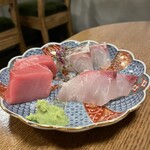 餃子 おでん 土鍋ごはん 上の山本 - 