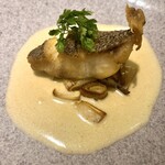 RESTAURANT L’ESPRIT DE CHEVALIER - コショウダイのポワレ