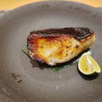 鮨 玉かがり 天ぷら 玉衣 - 銀だらの炭火焼