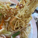 リンガーハット - ❀〖太めん皿うどん〗（880えんえん）

ホタテエキスが加えてあるそう♬
香ばしく焼かれた
太麺に合い美味い(๑˃̵ᴗ˂̵)و 
