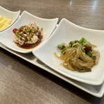 四川 郷土菜 シャンバァロウ - ランチの前菜盛り合わせ