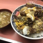 味の大勝 - カツ丼（700円）