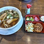 らーめん縁屋 - 醤油ラーメンのランチ弁当付は777円