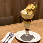 デニーズ 大塚駅前店 - 蜜いものモンブランサンデー