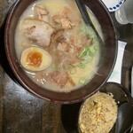 くねくねラーメン 大垣R21店 - 