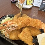 ろく水産 - MIXフライ定食