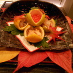 東條 - かぼす釜　イクラ・真子・なめこおろし・貝柱ガーリックオイル・カワハギもって菊昆布〆