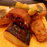 東條 - 吹寄せ　カマス杉板・鰆幽庵焼き・銀ふぐ唐揚げ・蓮根揚げ