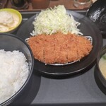 Matsunoya - ロースかつ定食￥590