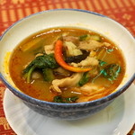 バイヨーク - 2013.11 ゲーンケーガイ（鶏肉と野菜のチェンマイ風スープ）