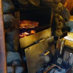 CHACOあめみや - 入り口付近にある焼き場