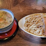麺や 紡 - ビューです