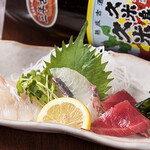 居酒屋 太閤 - 盛刺_地、シマアジ、ヒラメ、イカ、タコ、サーモン、マグロ他