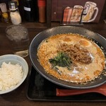 Noboru - 坦々味玉麺　無料ごはん