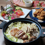 串焼 鶏白湯 極み鶏 - 料理写真:百日鶏を48時間じっくり煮込んだコラーゲン鶏白湯スープの鍋コース