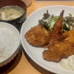 社 - シーフードフライ定食　850円　コーヒー付