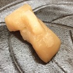 すし処 匠 - ホタテ☆塩とスダチが付いています(^^)