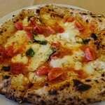 Felicita Pizzeria Trattoria - アフミカータ