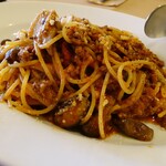 Felicita Pizzeria Trattoria - キノコ入りスパゲッティ・ボロネーゼ