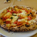 Felicita Pizzeria Trattoria - アフミカータ