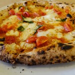 Felicita Pizzeria Trattoria - アフミカータ