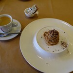 Felicita Pizzeria Trattoria - 和栗のモンブラン、ホットコーヒー