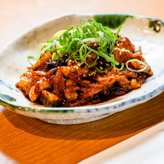 品尝手工制作的京都家常菜，品尝时令食材和传统风味
