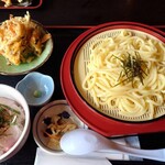 道の駅 桜島 火の島 めぐみ館 - 桜島満足セット　ミニカンパチ丼と子みかんざるうどん