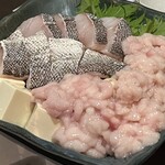 多満喜 - 鱈白子と鯛鍋